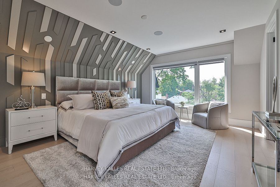 105 Donlea Drive