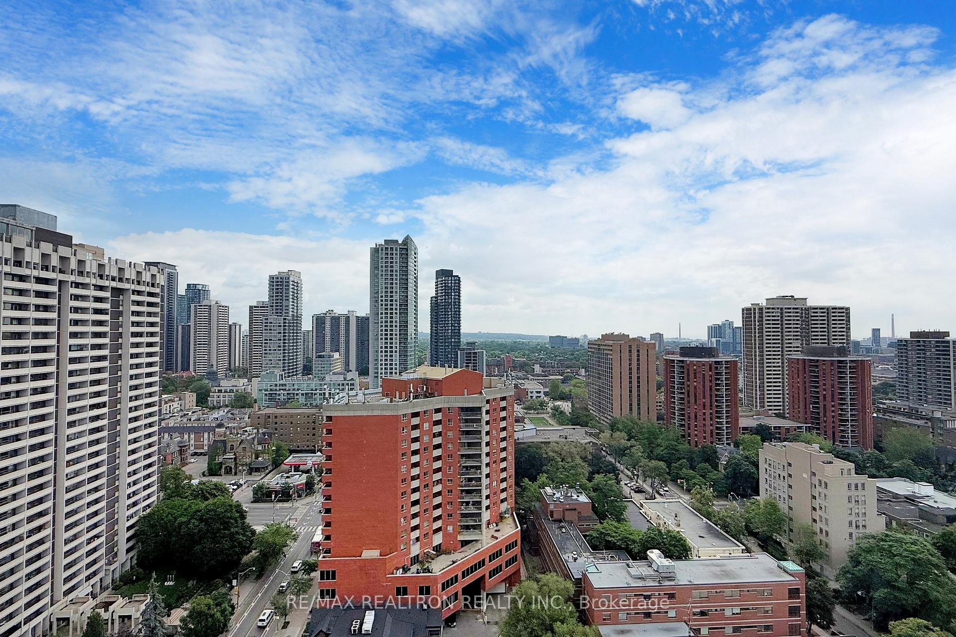 2 Bedrooms Condo at 81 Wellesley, Toronto For sale