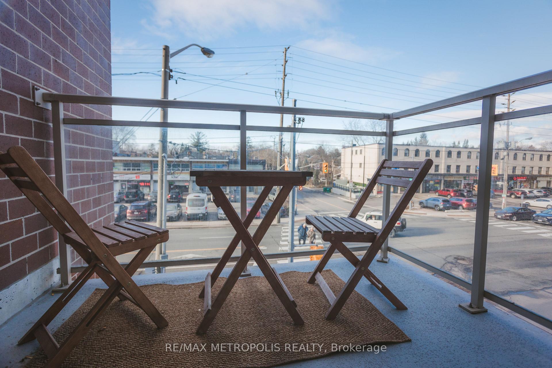 1 Bedroom Condo at 5101 Dundas,  Toronto For sale