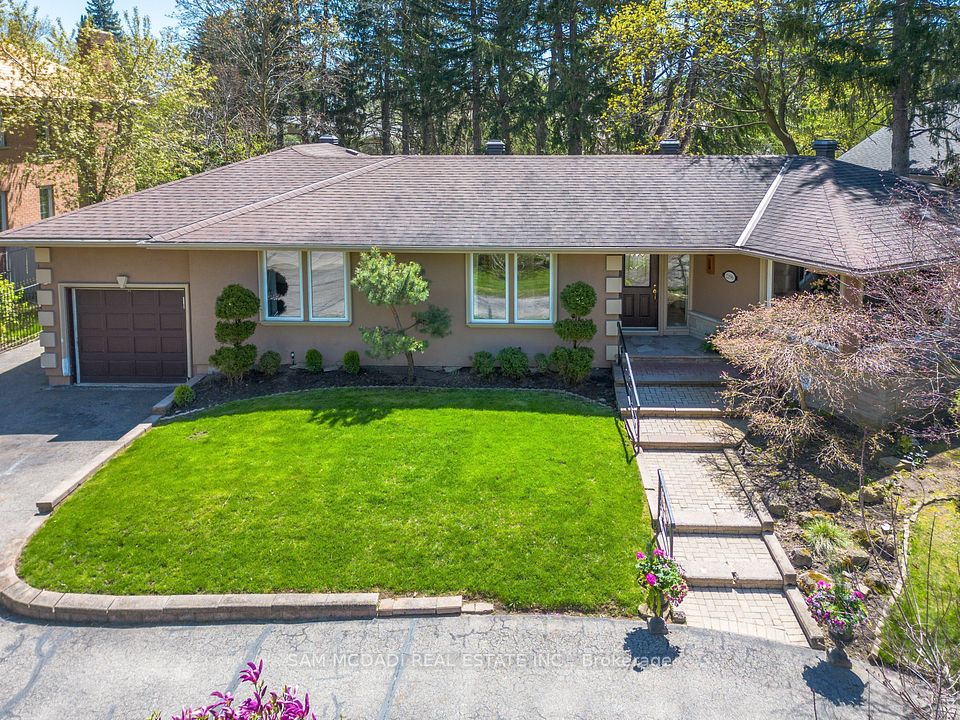 2196 Mississauga Road, Mississauga, ON L5H 2K9