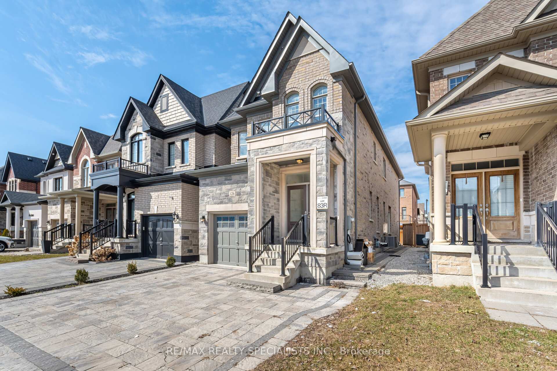 126 Algoma Drive, Vaughan, ON L4H 3Y3