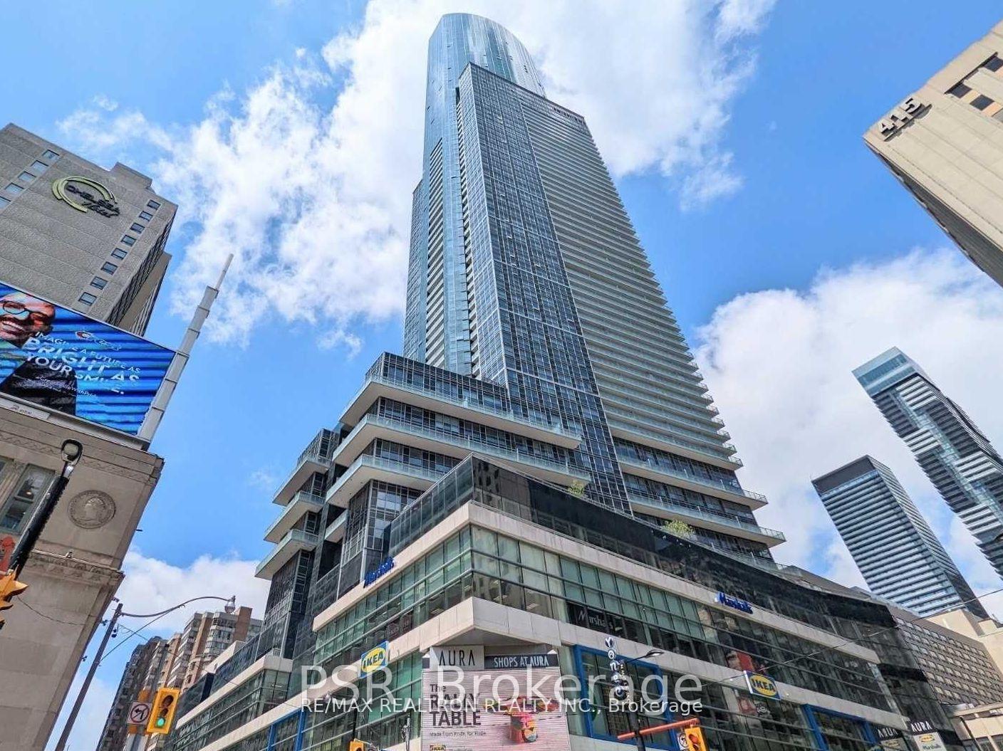 2 Bedrooms Condo at 386 Yonge, Toronto For sale