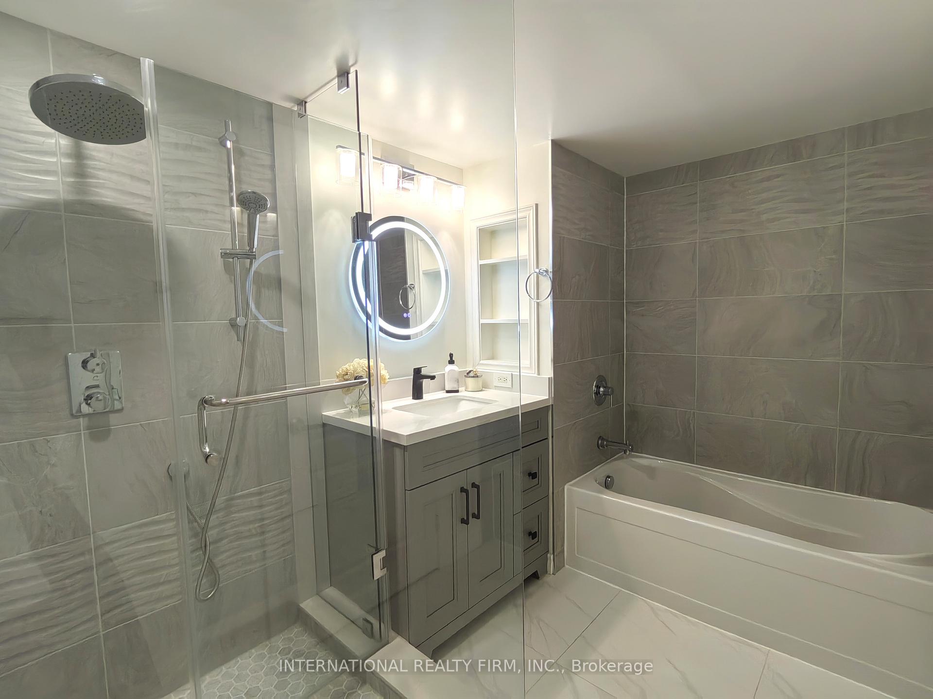 4 Bedrooms Condo at 880 Grandview, Toronto For sale