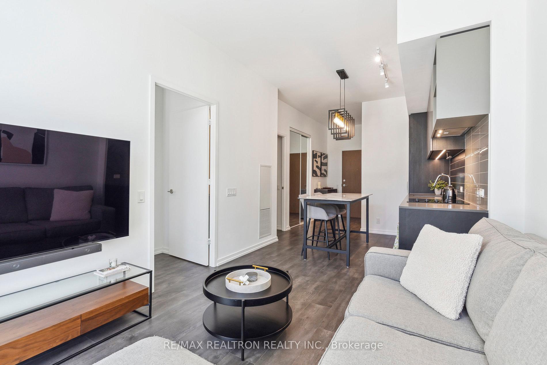 2 Bedrooms Condo at 7890 Jane, Vaughan For sale
