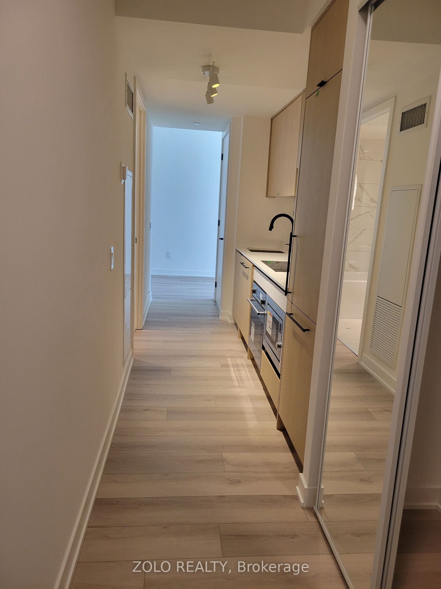 5 Lakeview Avenue, #320