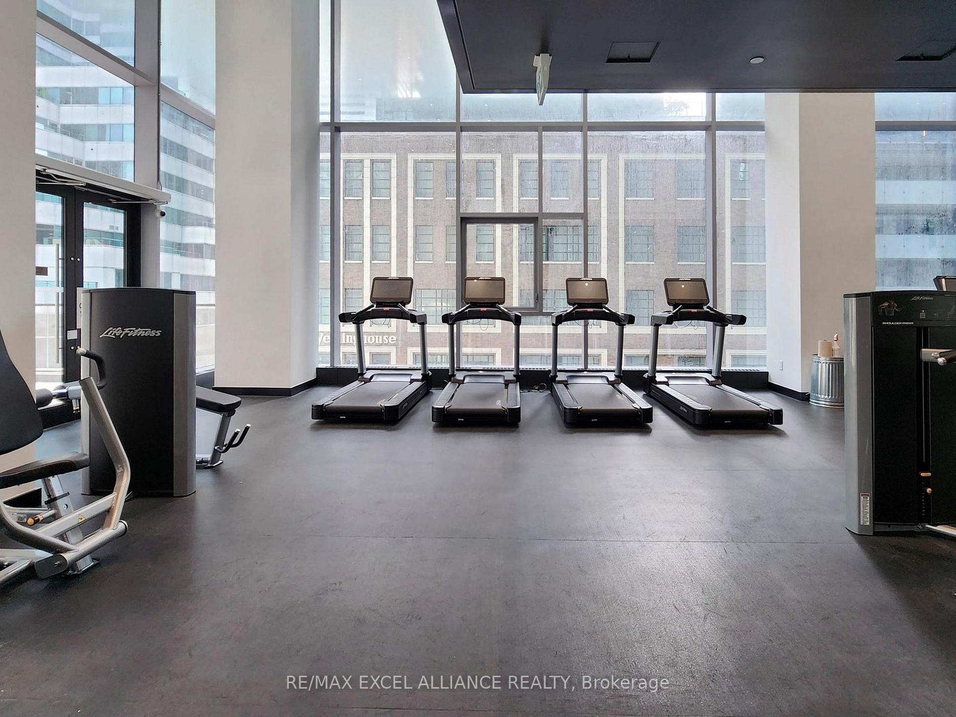2 Bedrooms Condo at 357 King,  Toronto For sale