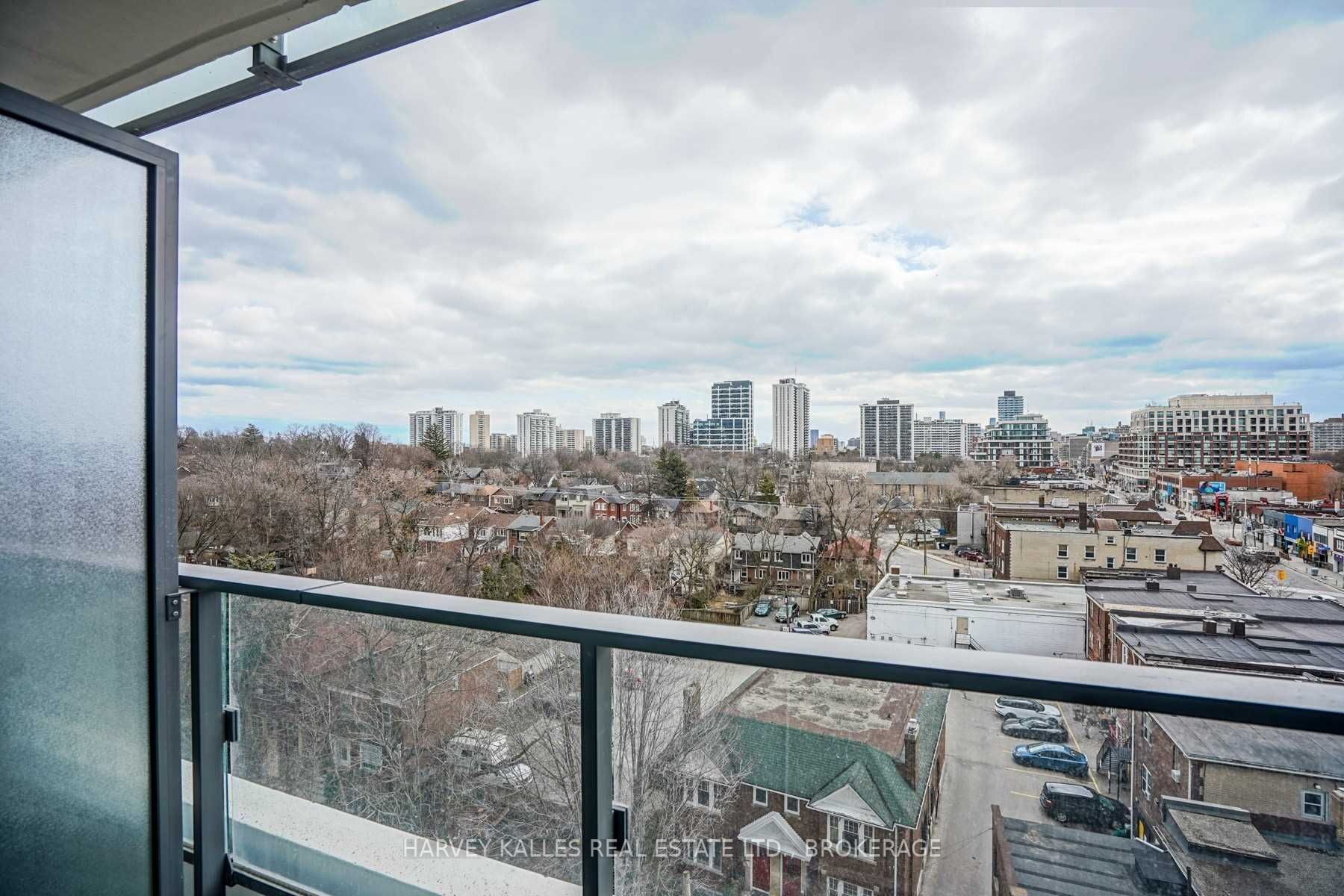 8 Hillsdale Avenue 829