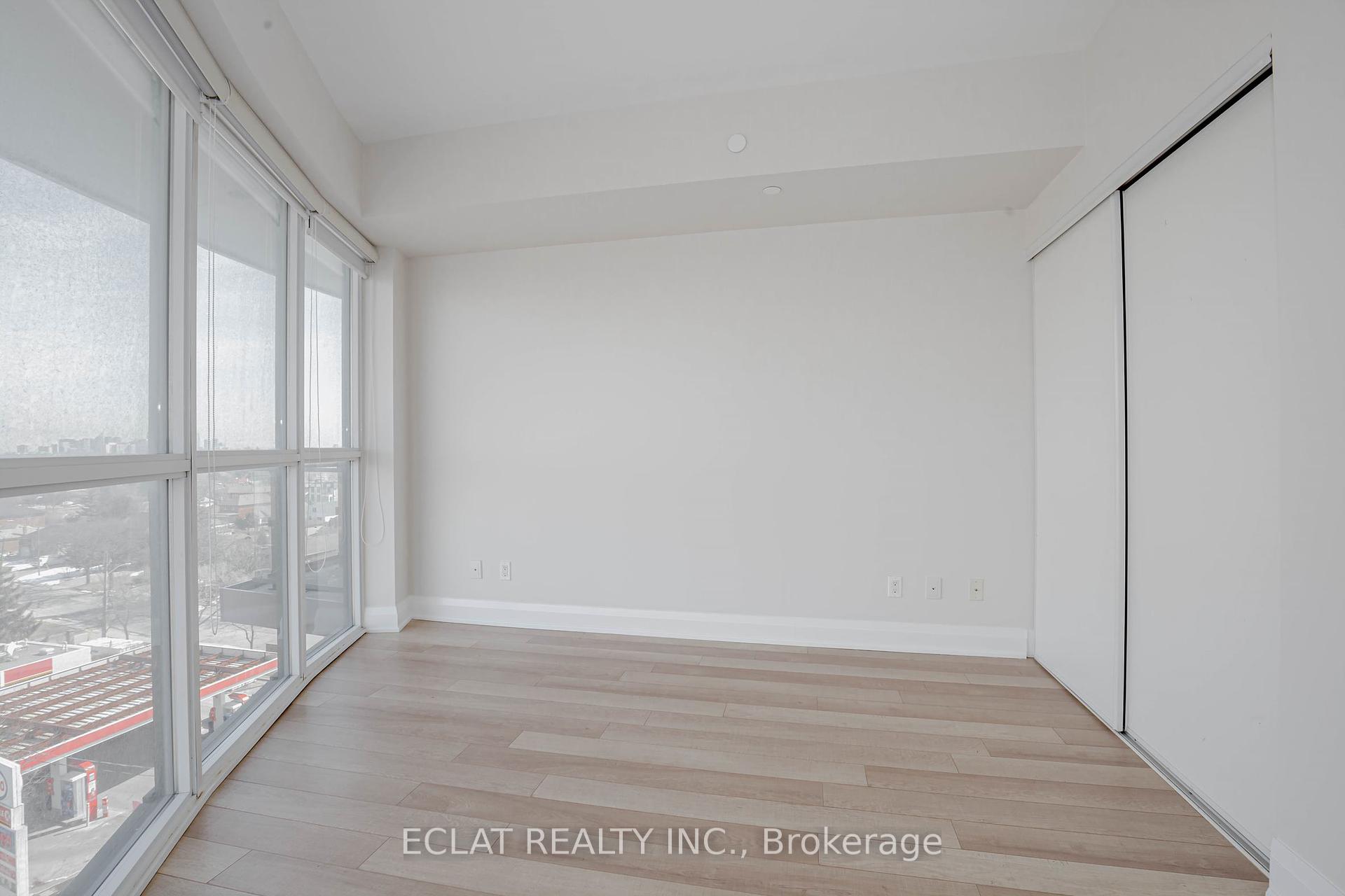 2 Bedrooms Condo at 16 McAdam, Toronto For sale