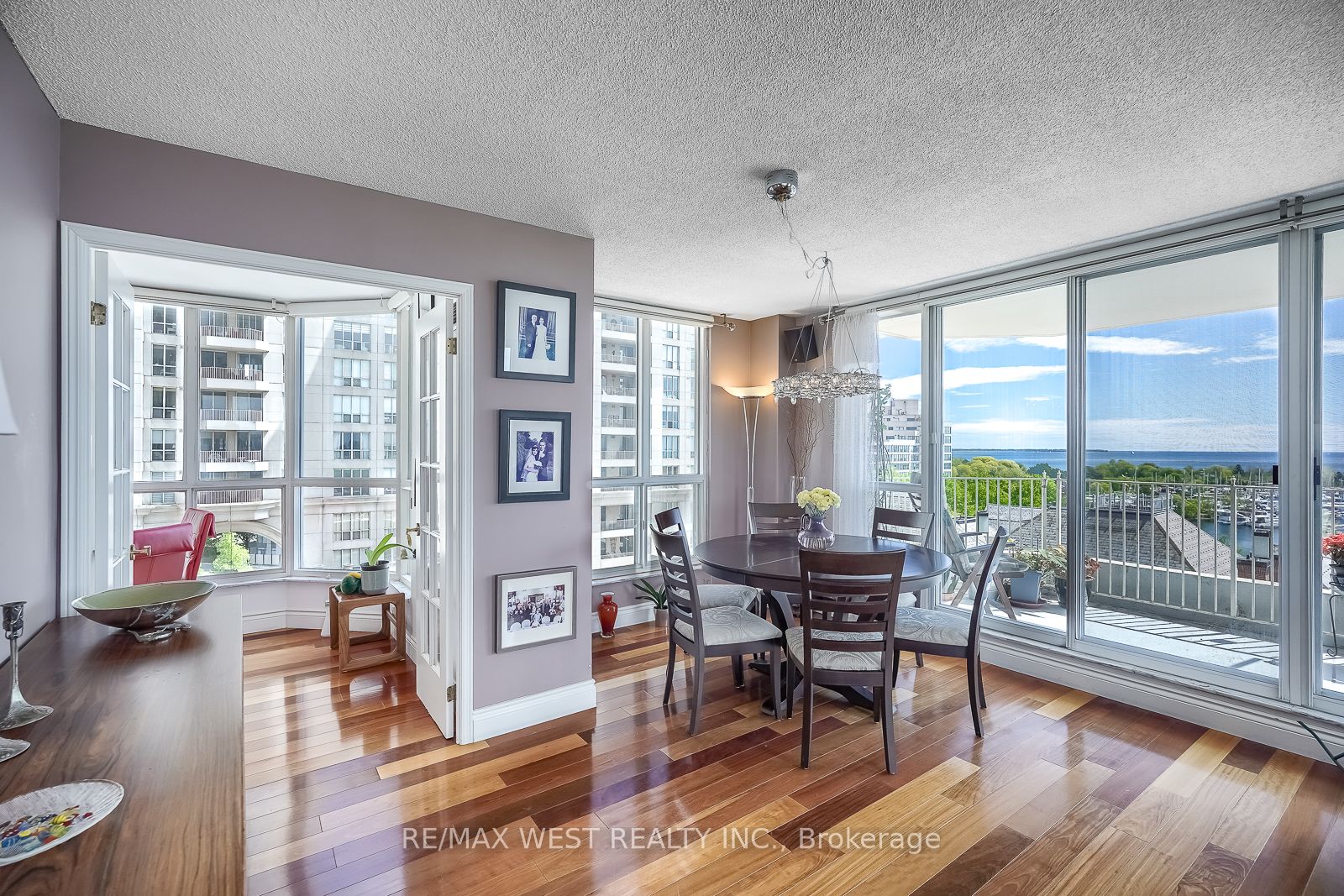 2285 Lake Shore Boulevard W, #602