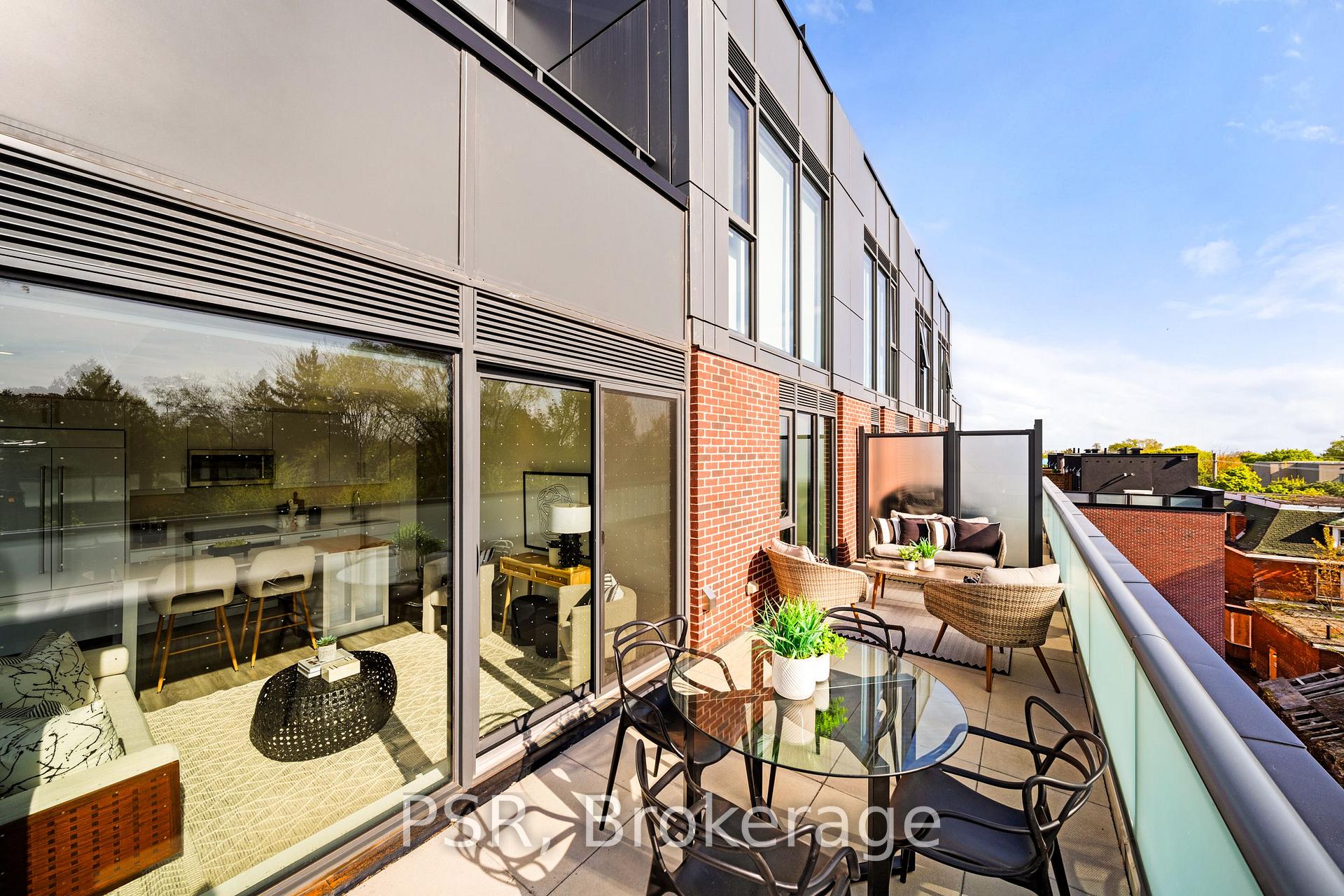 3 Bedrooms Condo at 430 Roncesvalles, Toronto For sale