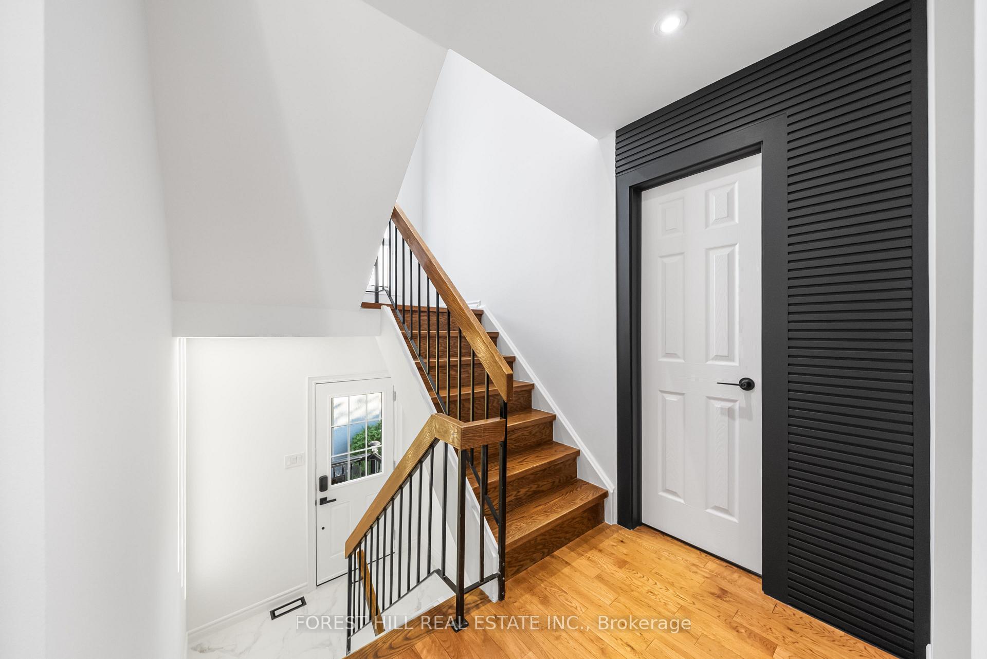 5 Bedrooms Condo at 73 CHERYL SHEP, Toronto For sale
