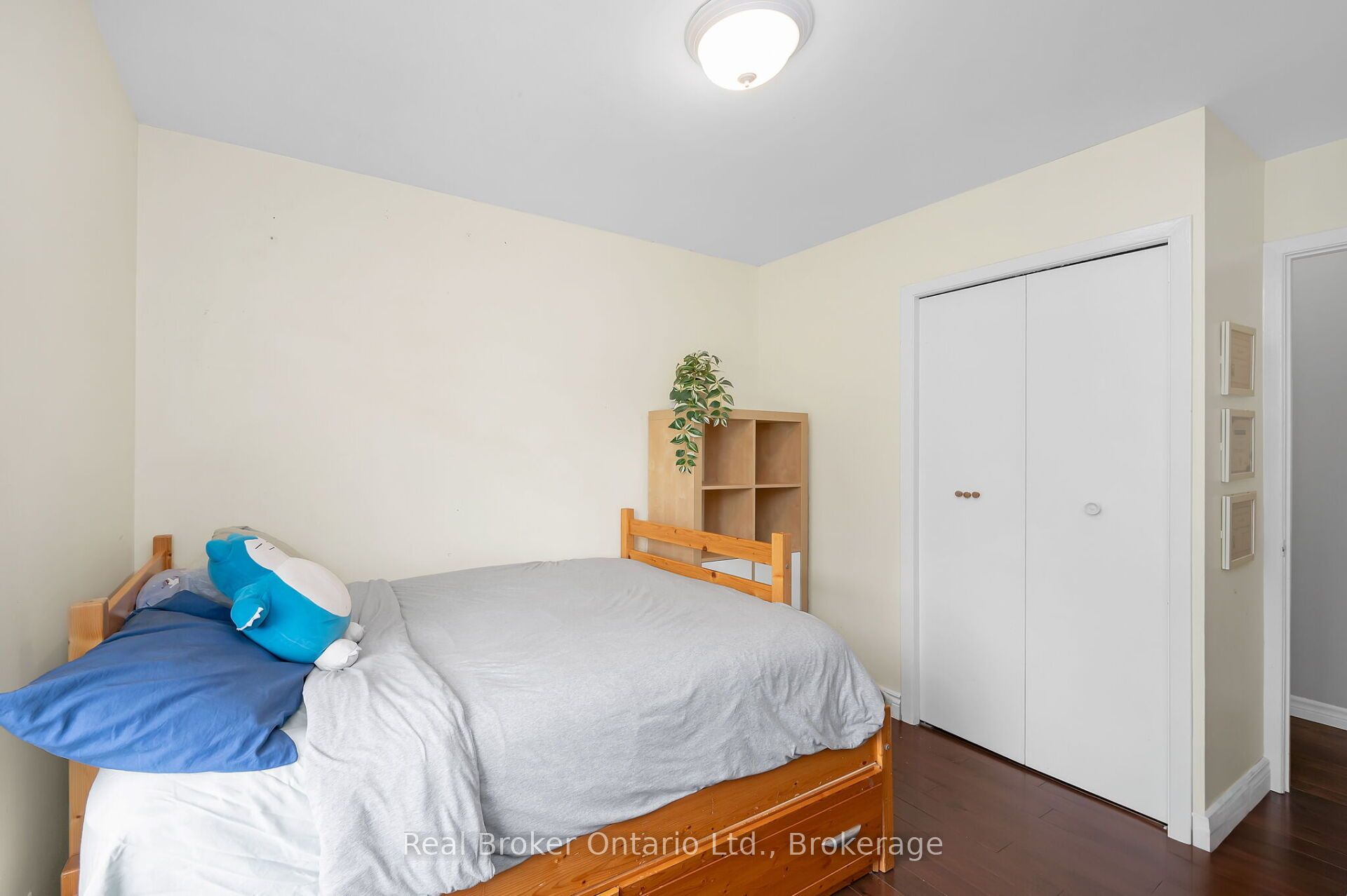615 Sheraton Road