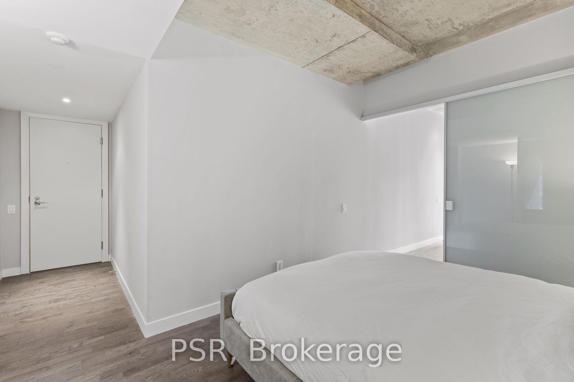 2 Bedrooms Condo at 75 Portland, Toronto For sale