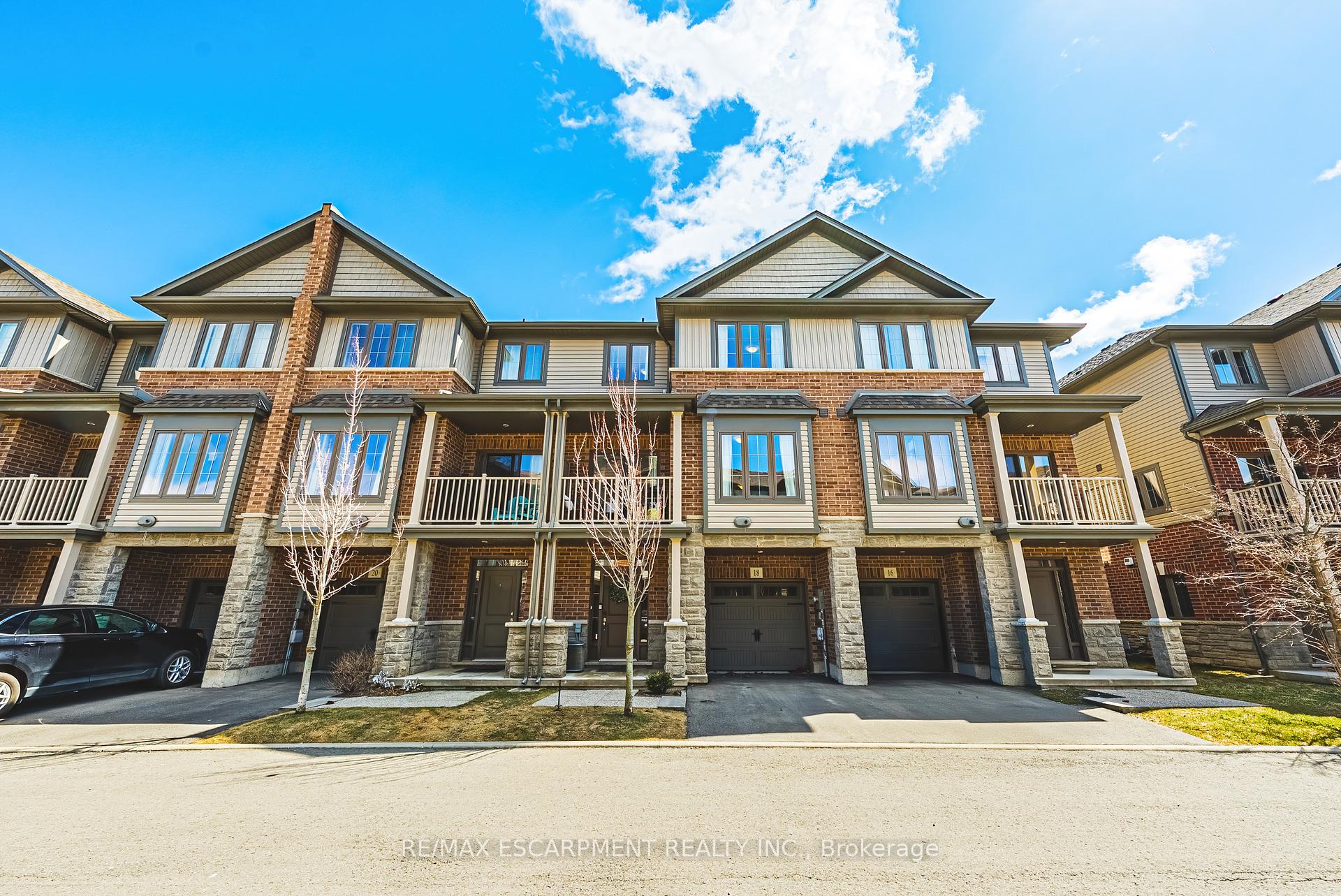 2 Bedrooms Condo at 18 Ridgeside,  Hamilton For sale