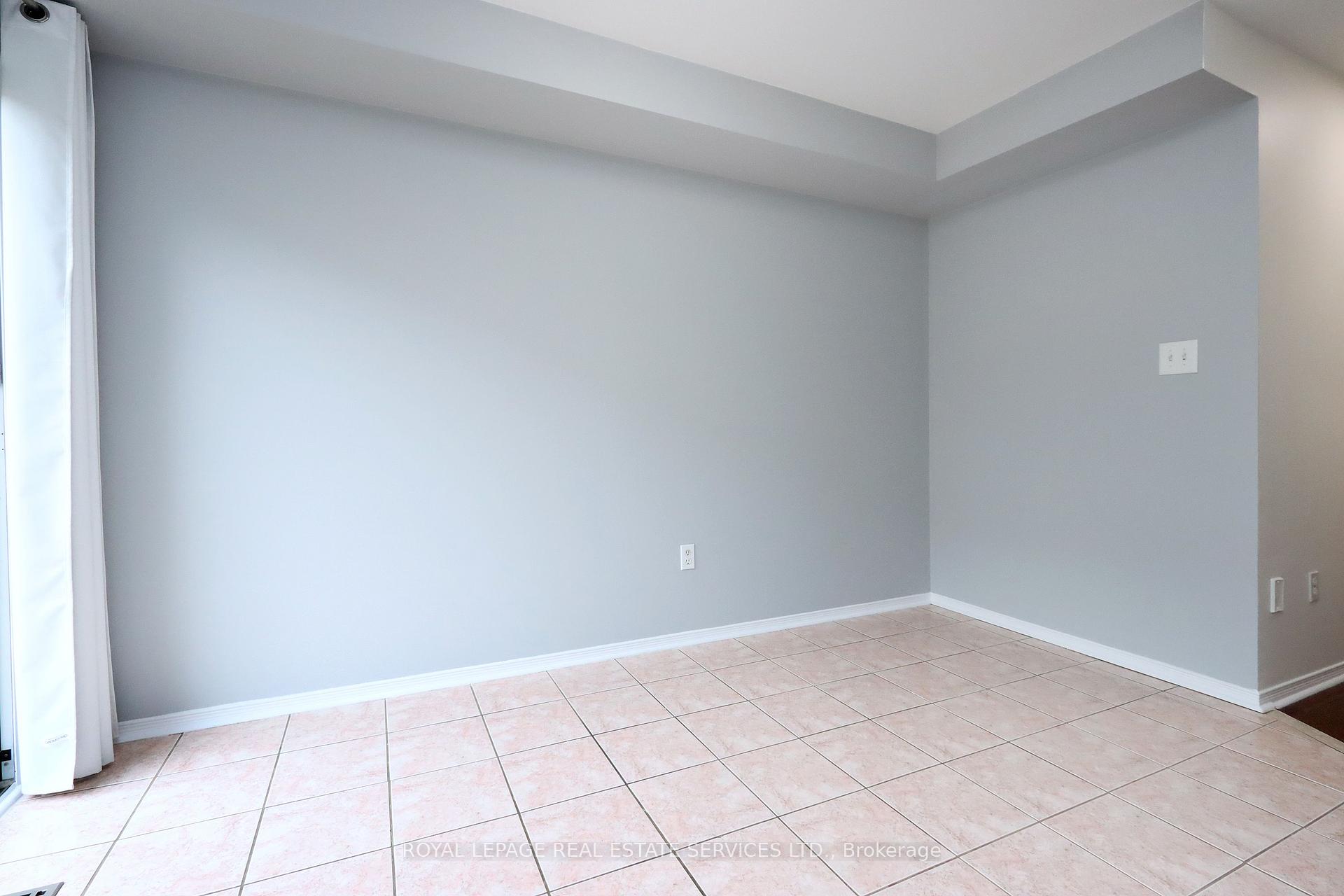 4 Bedrooms Condo at 1168 Arena, Mississauga For sale