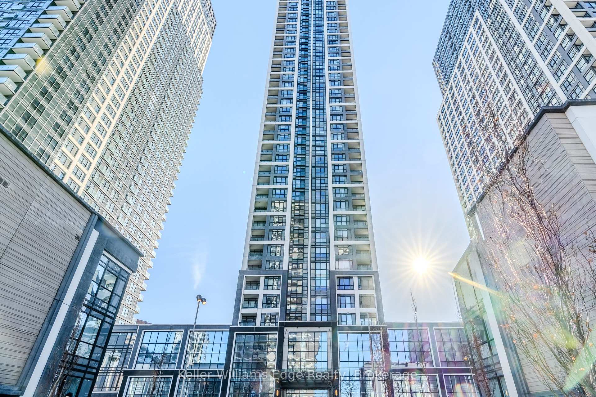 2 Bedrooms Condo at 7 Mabelle,  Toronto For sale