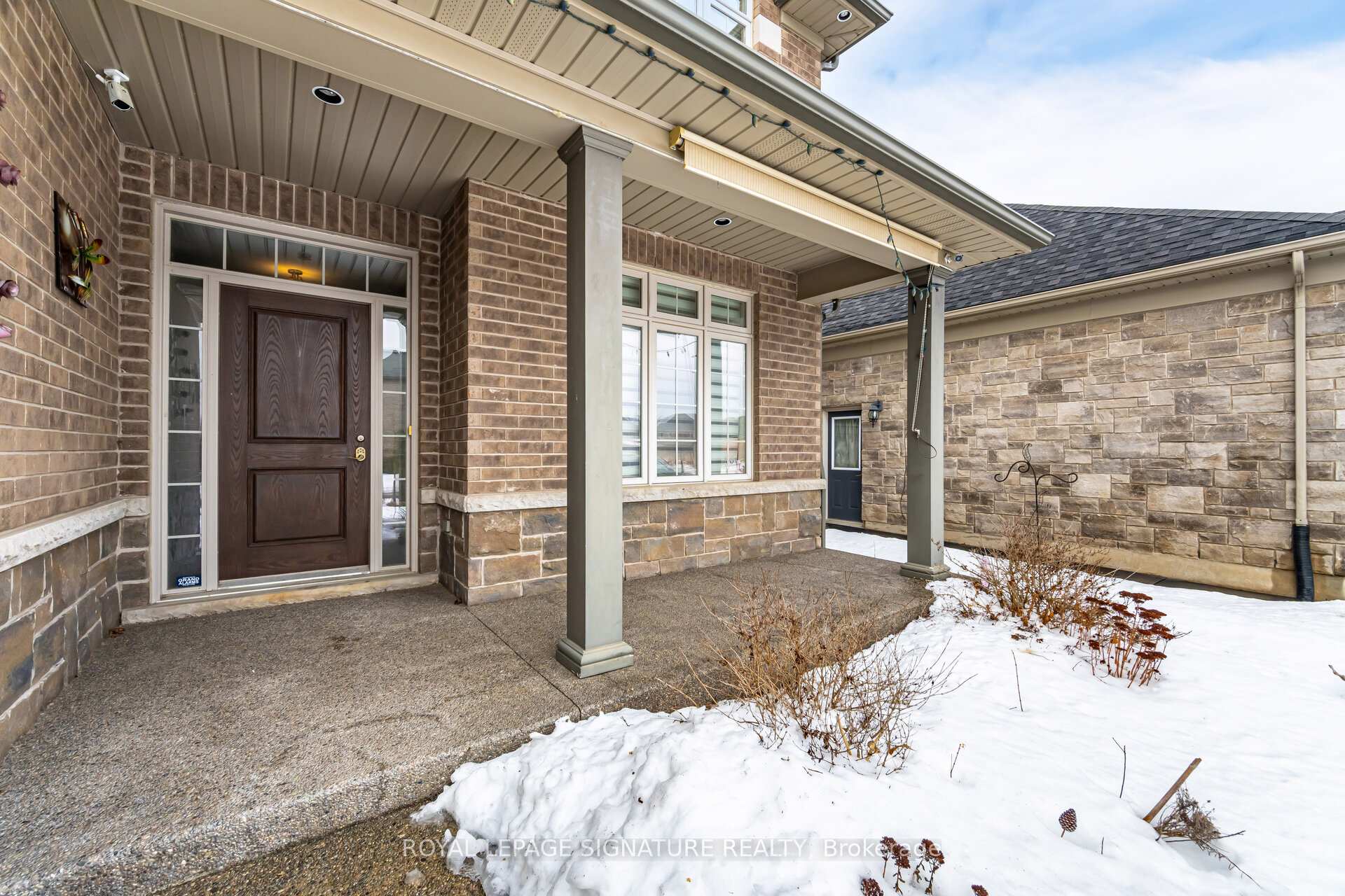 17 Trailwood Drive, Welland, ON L3C 0B6