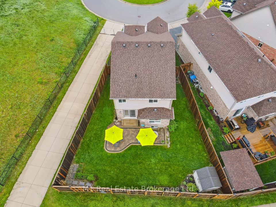 12 Oakes Court, Guelph, ON N1E 0J6