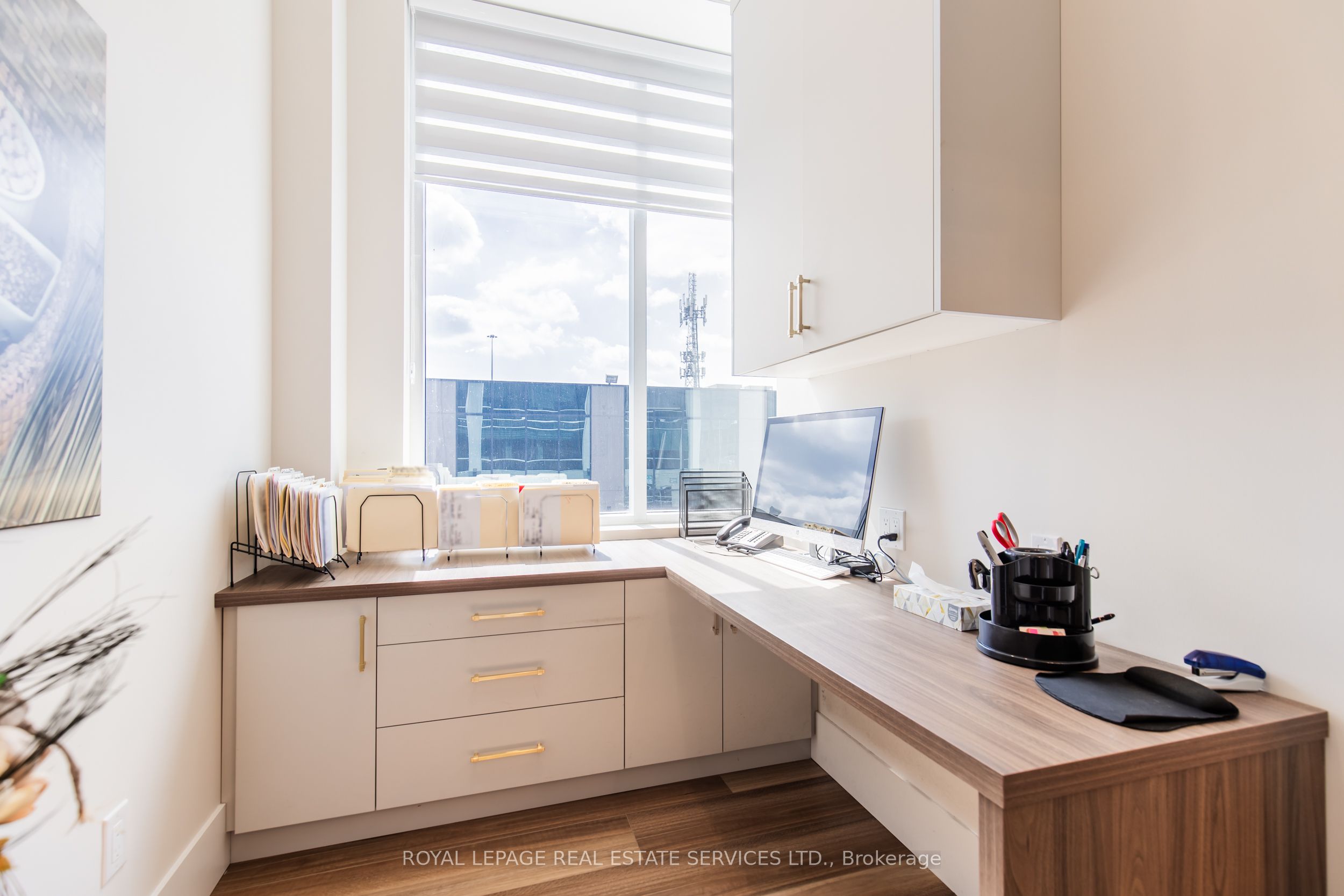 1670 North Service Road, #215