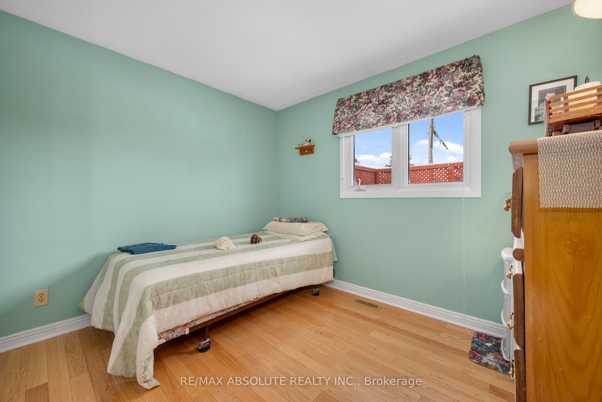1505 Tammy Street, OrleansCumberlandandArea, ON K1E 1N1