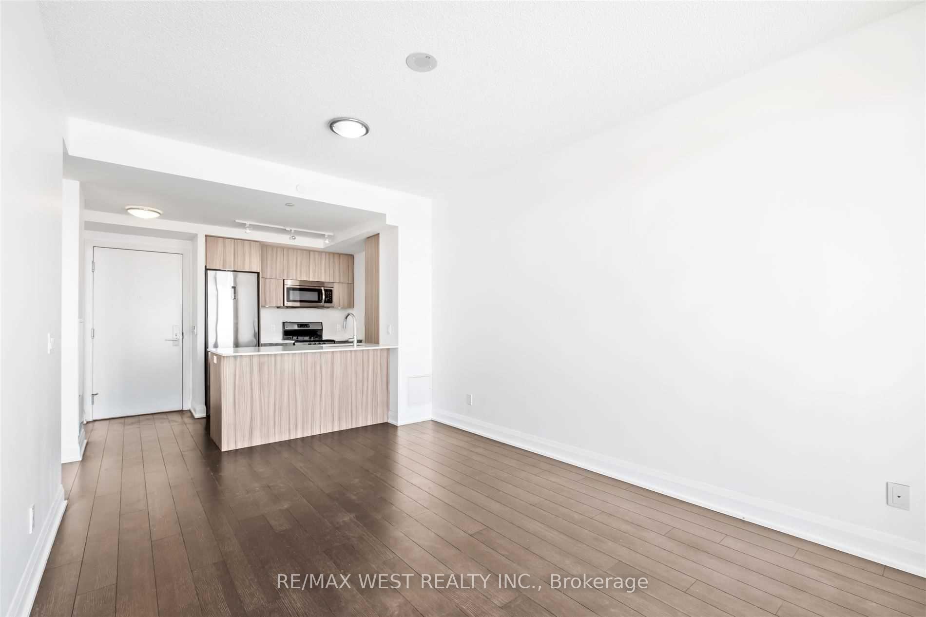 1 Bedroom Condo at 56 Annie Craig,  Toronto For sale