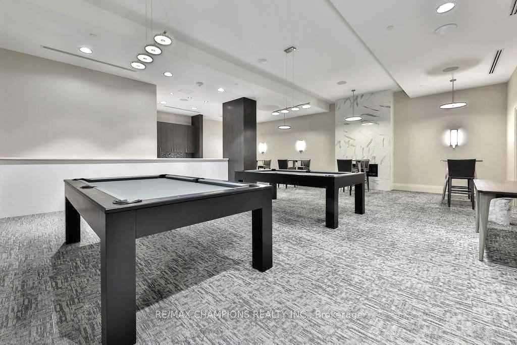 2 Bedrooms Condo at 460 Adelaide,  Toronto For sale