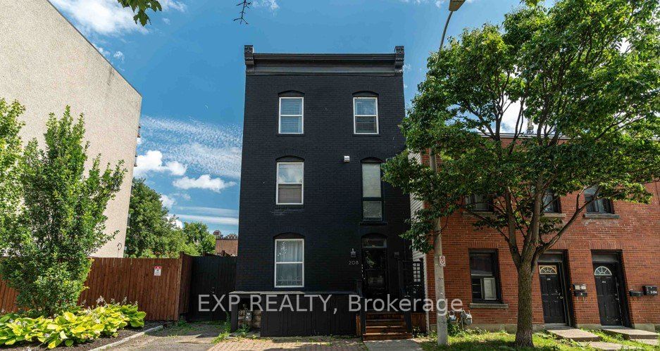 #4 - 208 Clarence Street, LowerTownSandyHill, ON K1N 5R1