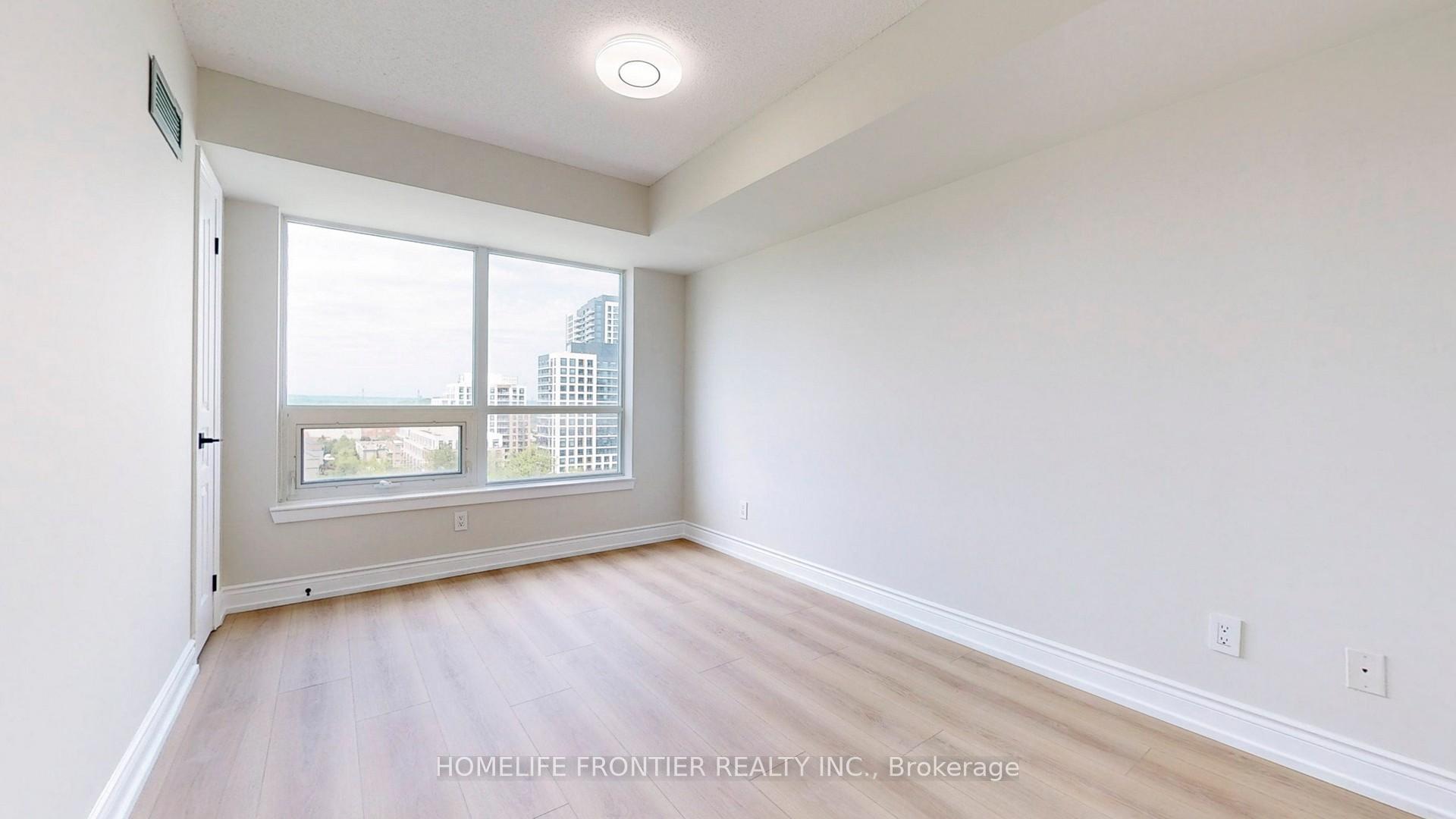 2 Bedrooms Condo at 7 North Park, Vaughan For sale