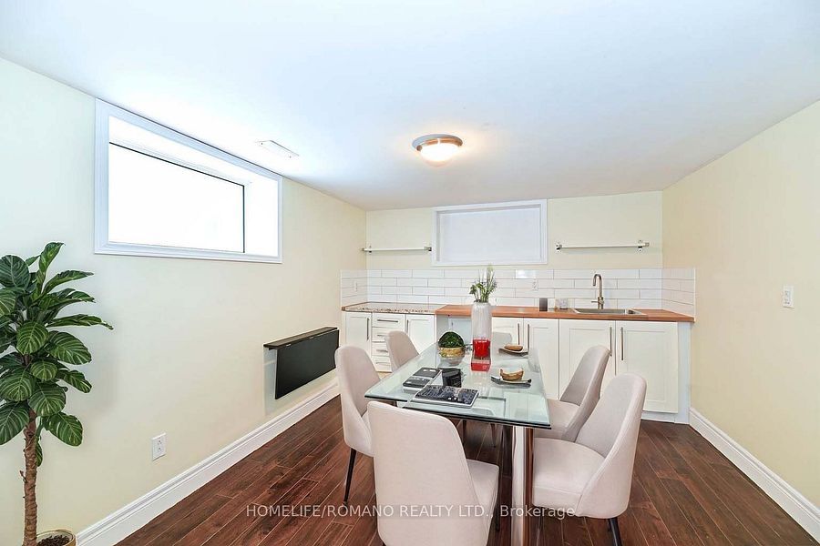 21 King High Avenue