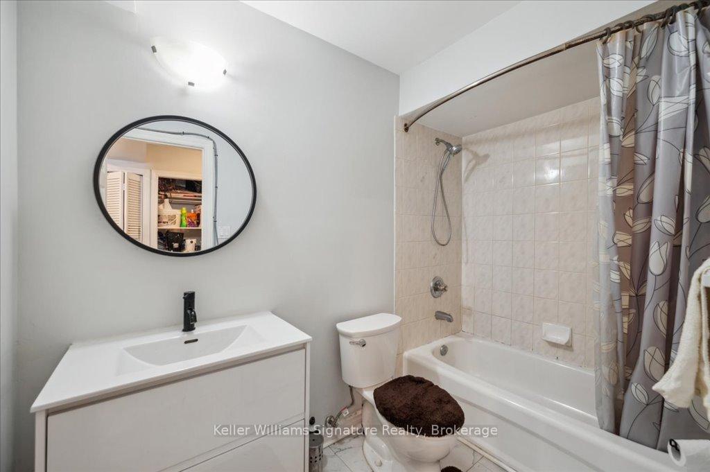 1 Bedroom Condo at 28 Victoria, Hamilton For sale