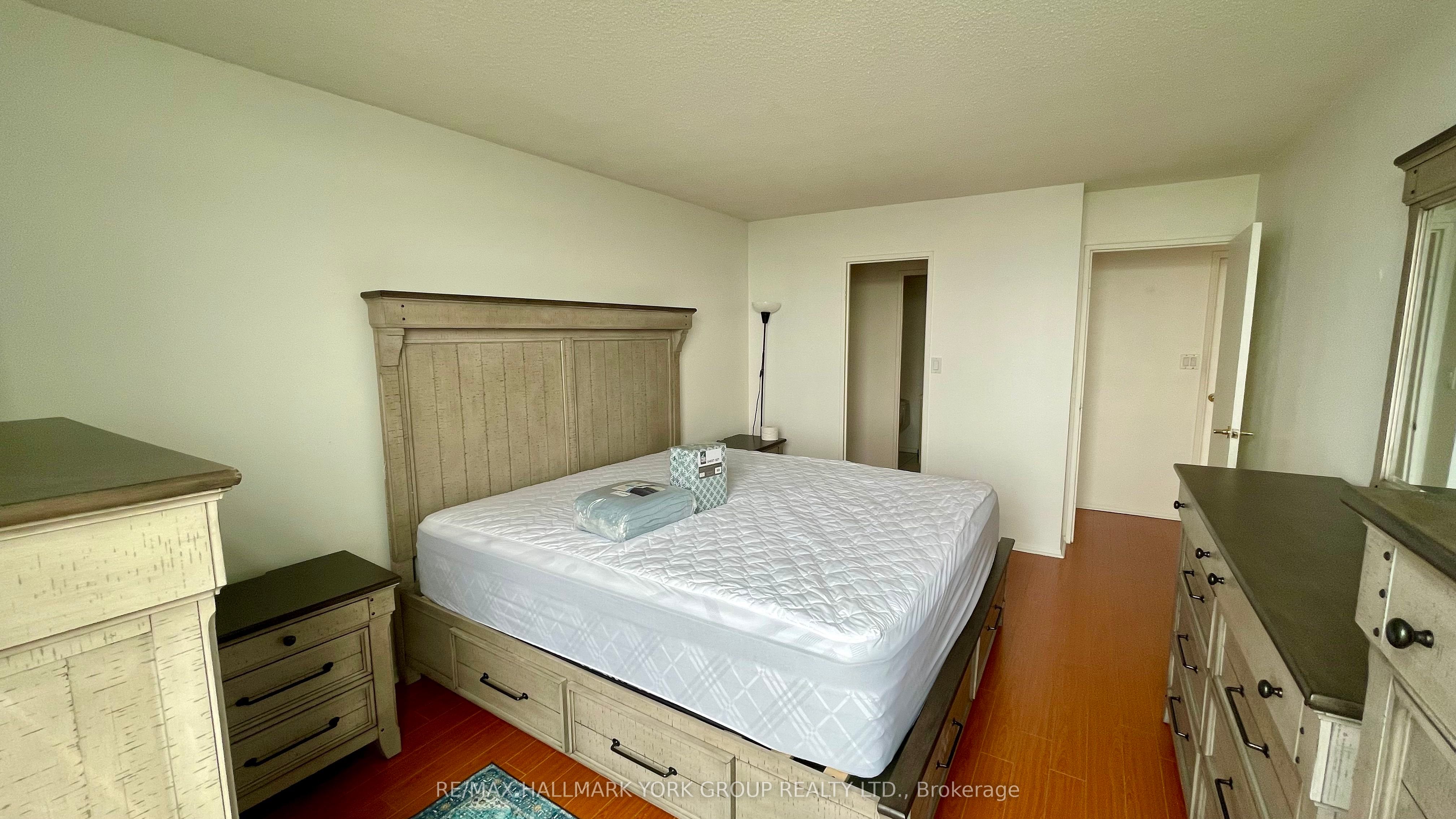 3300 Don Mills Road, #2408