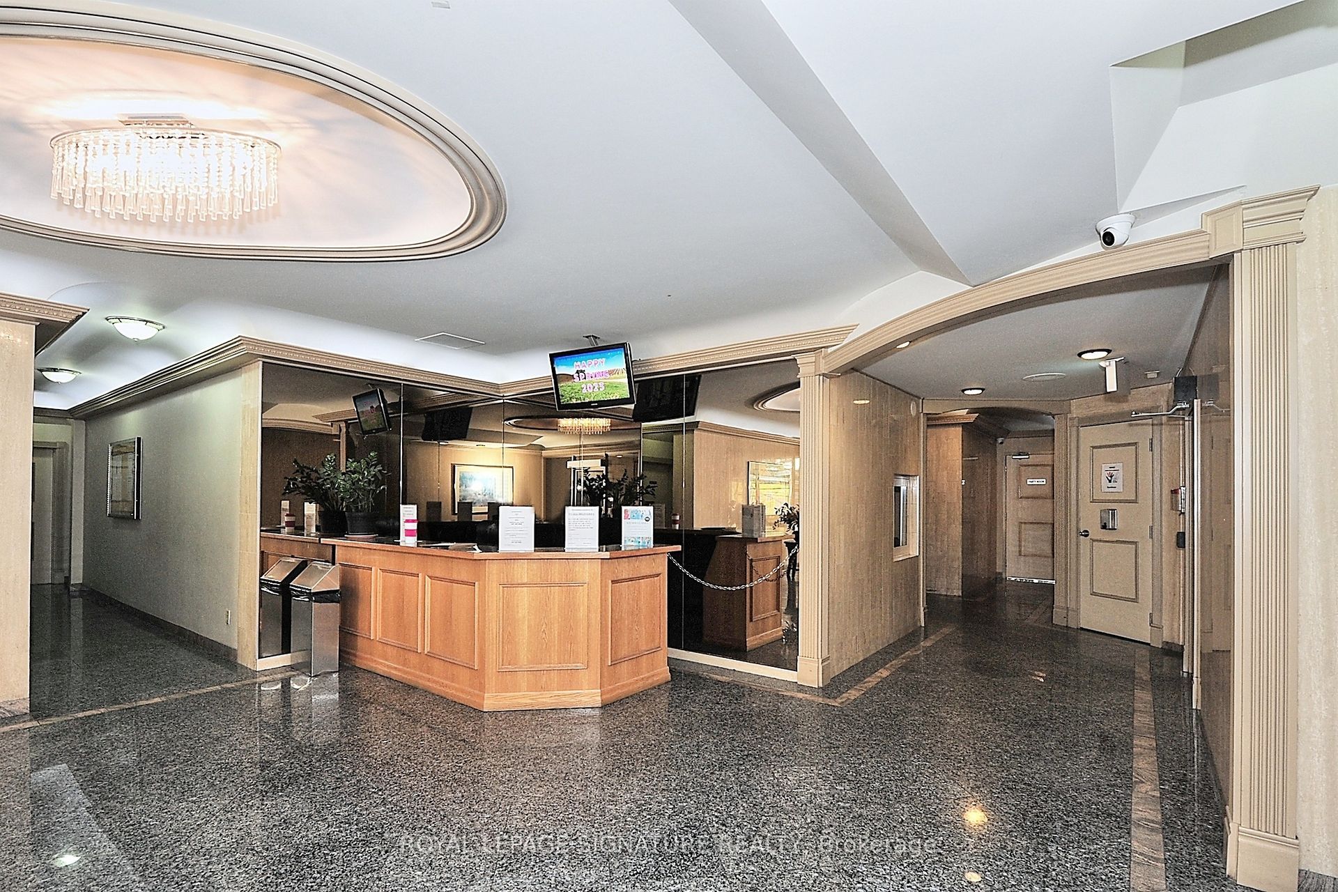 10 Tangreen Court, #702