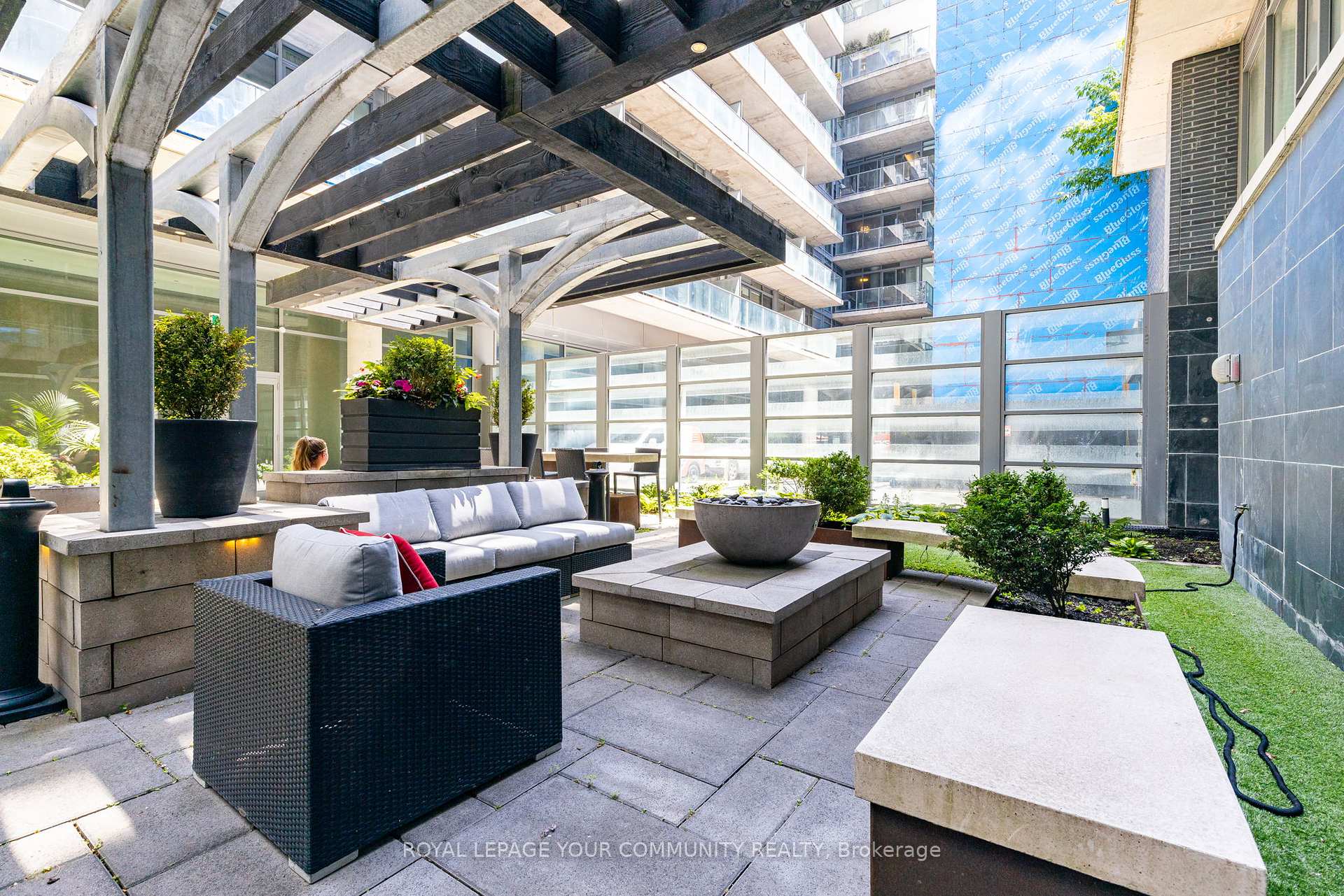 1 Bedroom Condo at 650 King, Toronto For sale