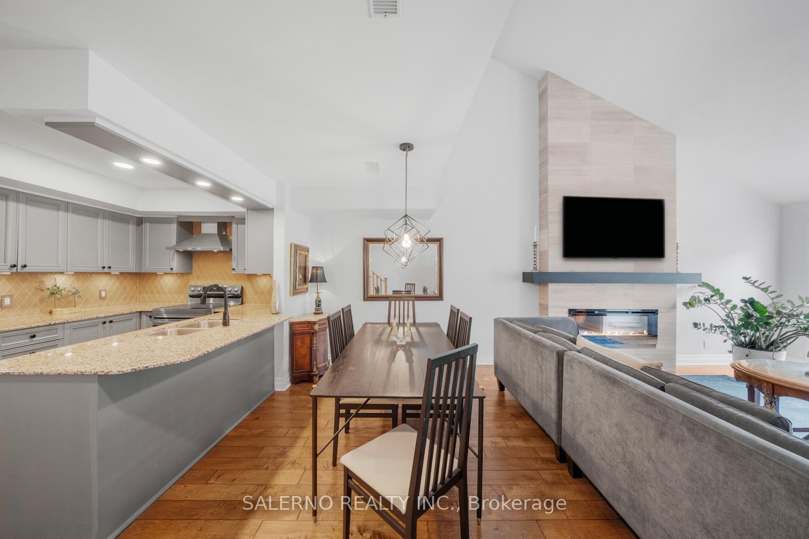 3 Bedrooms Condo at 128 Aerodrome, Toronto For sale