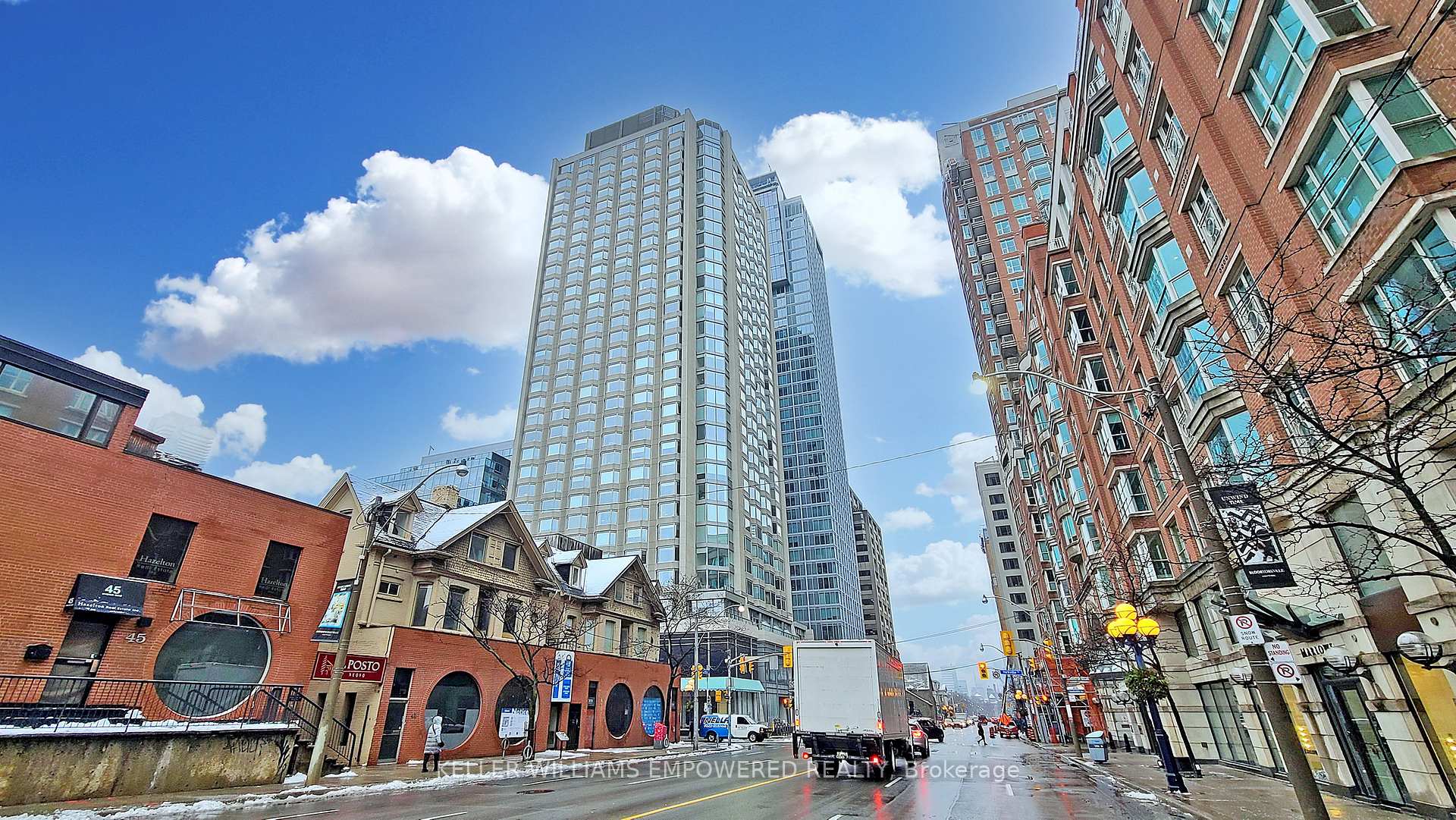 1 Bedroom Condo at 155 Yorkville,  Toronto For sale