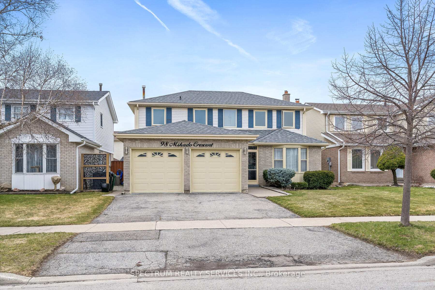 98 Mikado Crescent, Brampton, ON L6S 3R7