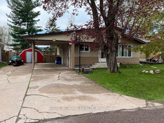 152 Laurier Avenue, Pembroke, ON K8A 2J2