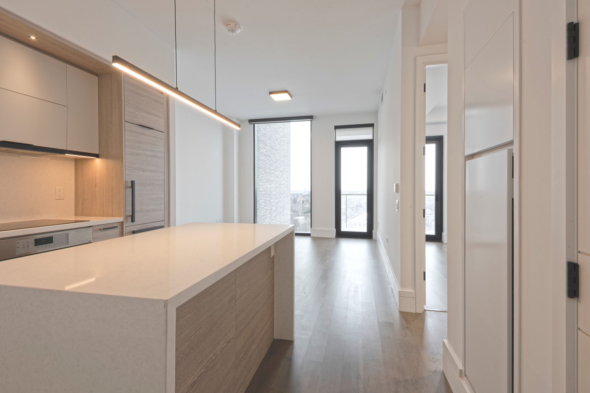 215 Lonsdale Road 1607