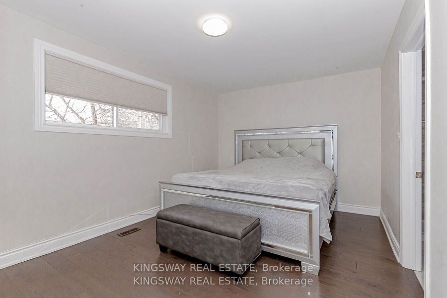 1395 Tyneburn Crescent