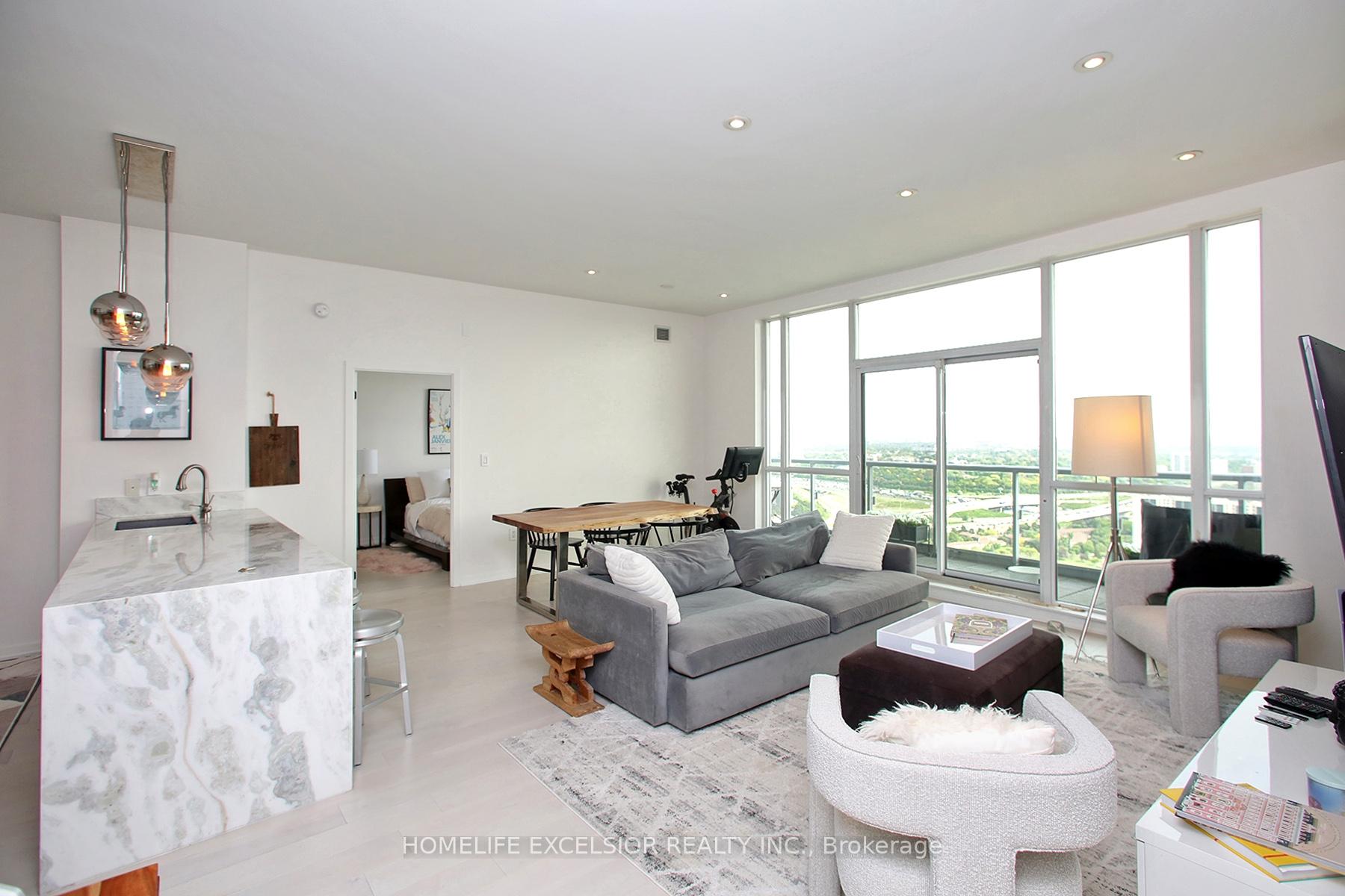 2 Bedrooms Condo at 70 Forest Manor, Toronto For sale