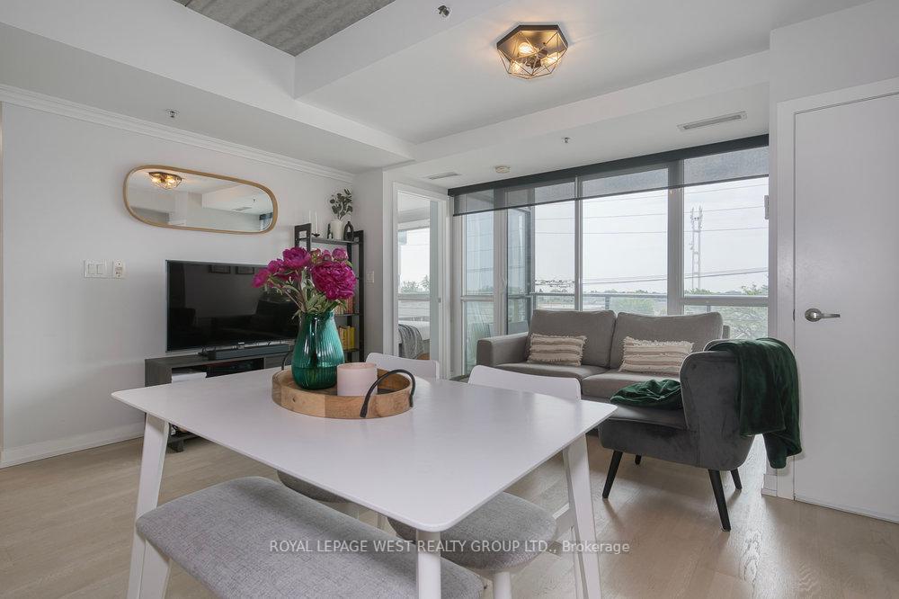 1 Bedroom Condo at 51 Lady Bank, Toronto For sale