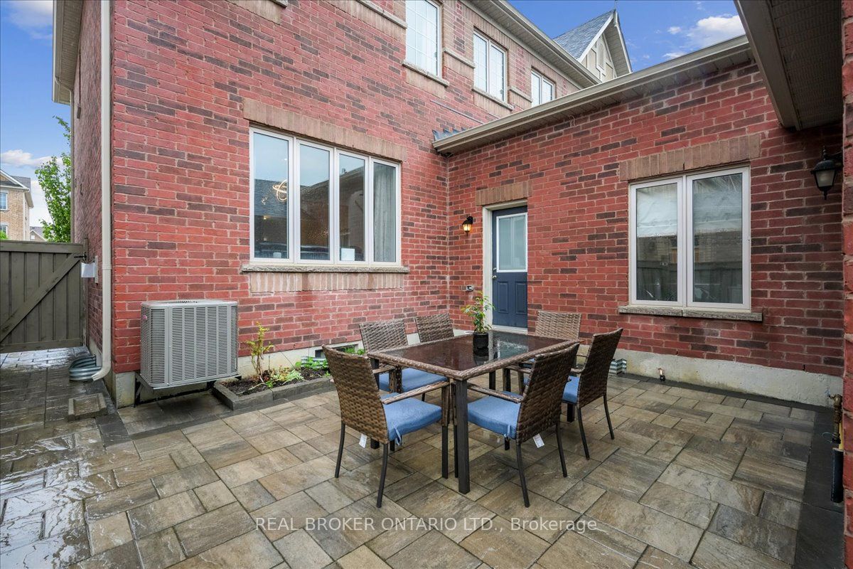 267 Barons Street