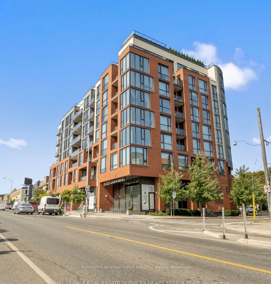 2118 Bloor