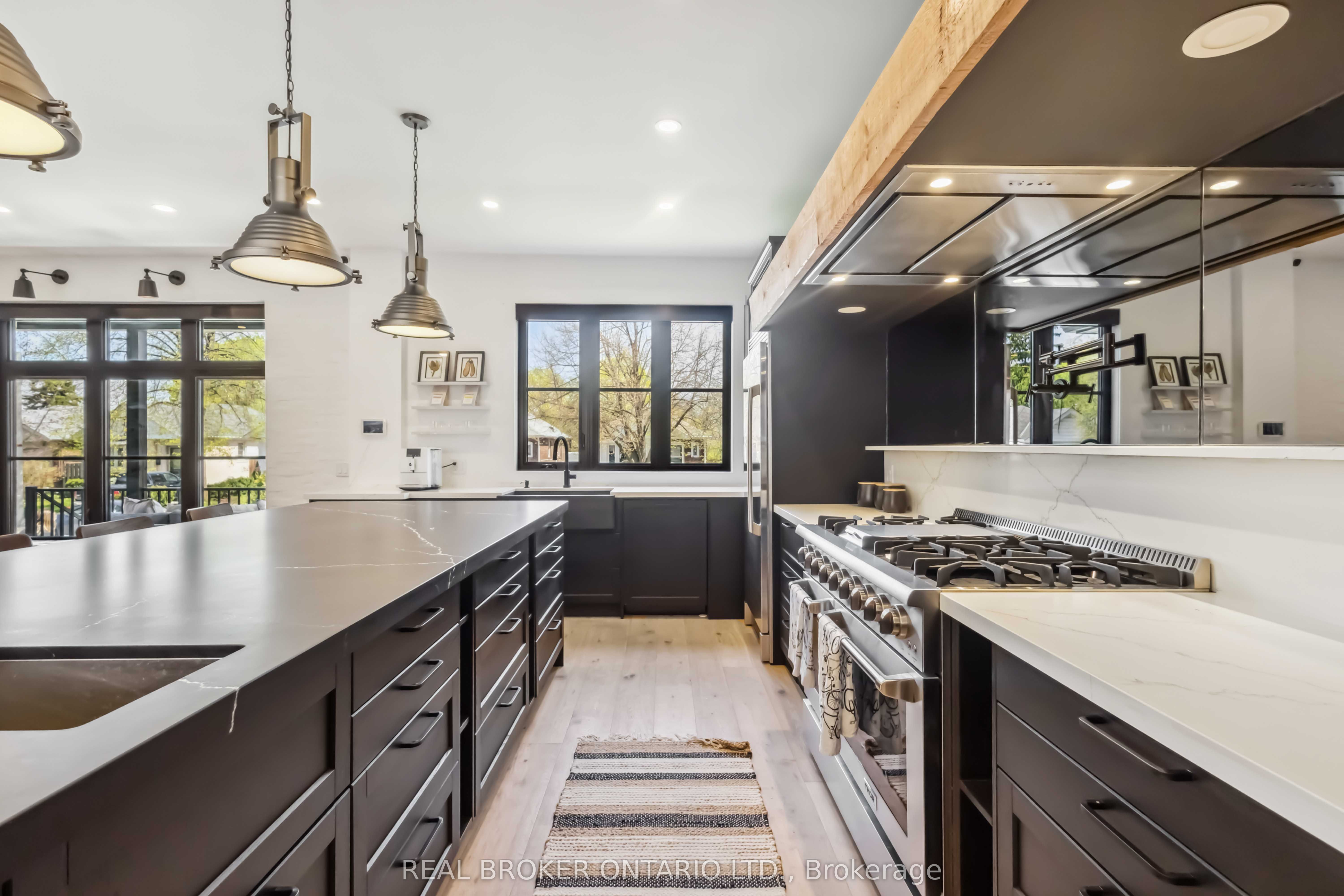 44 Hunt Club Drive