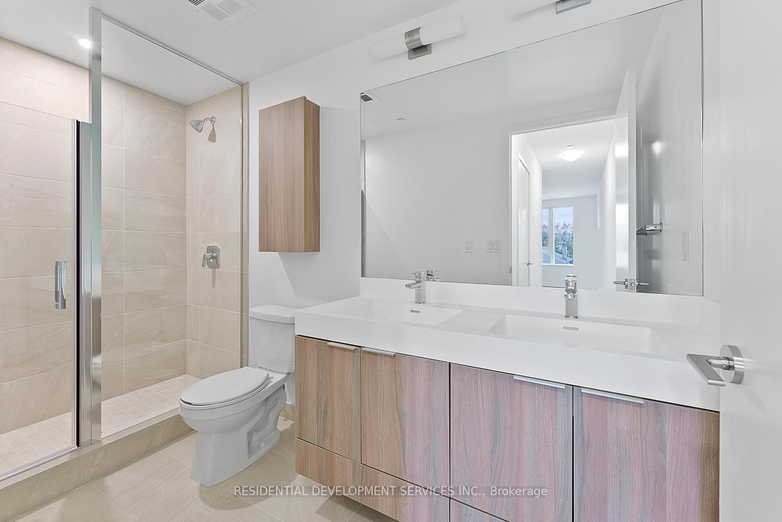 3 Bedrooms Condo at 15 Maryport Ave,  Toronto For sale