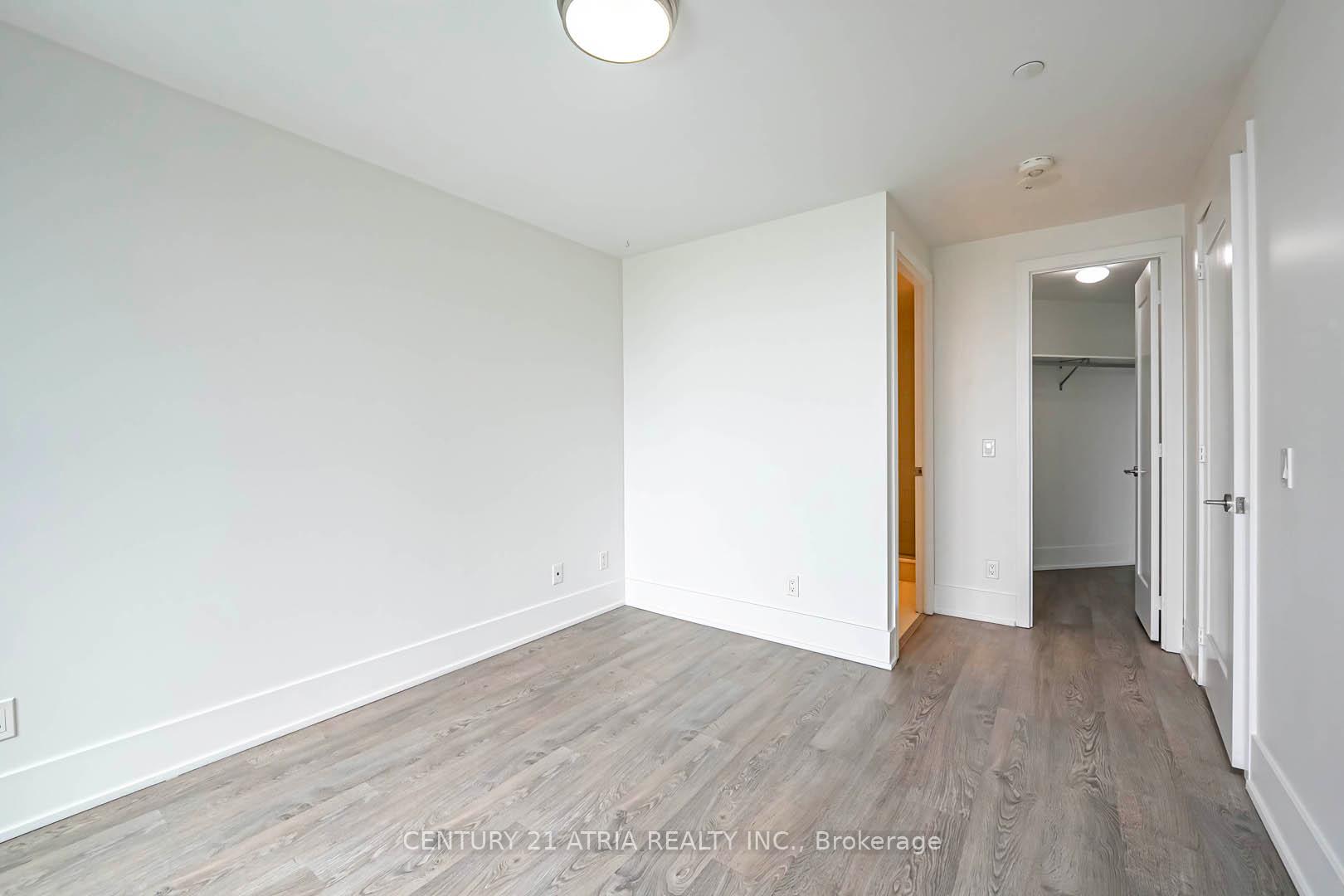 2 Bedrooms Condo at 1 Edgewater, Toronto For sale