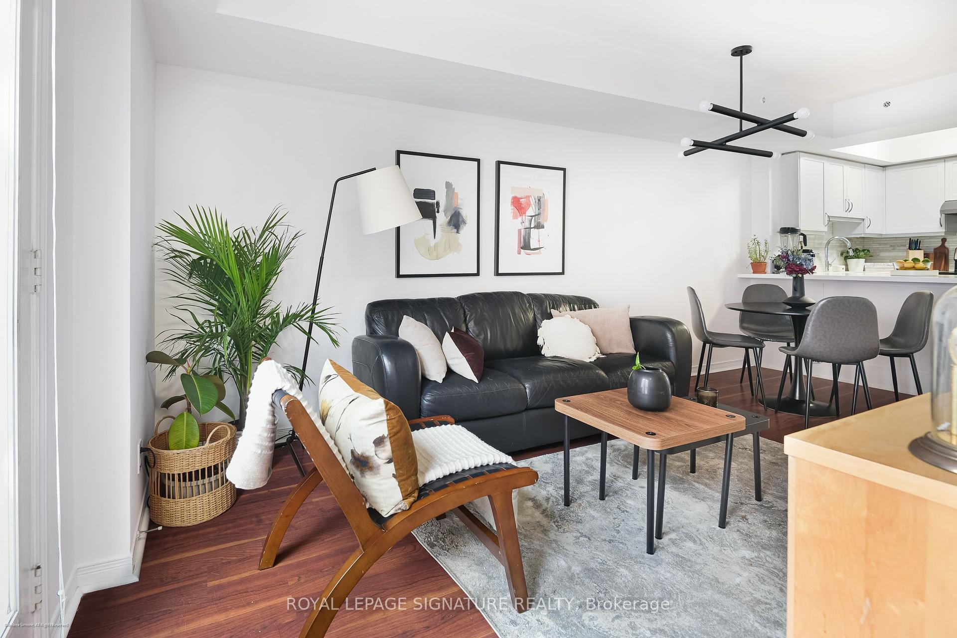 2 Bedrooms Condo at 12 Sudbury,  Toronto For sale
