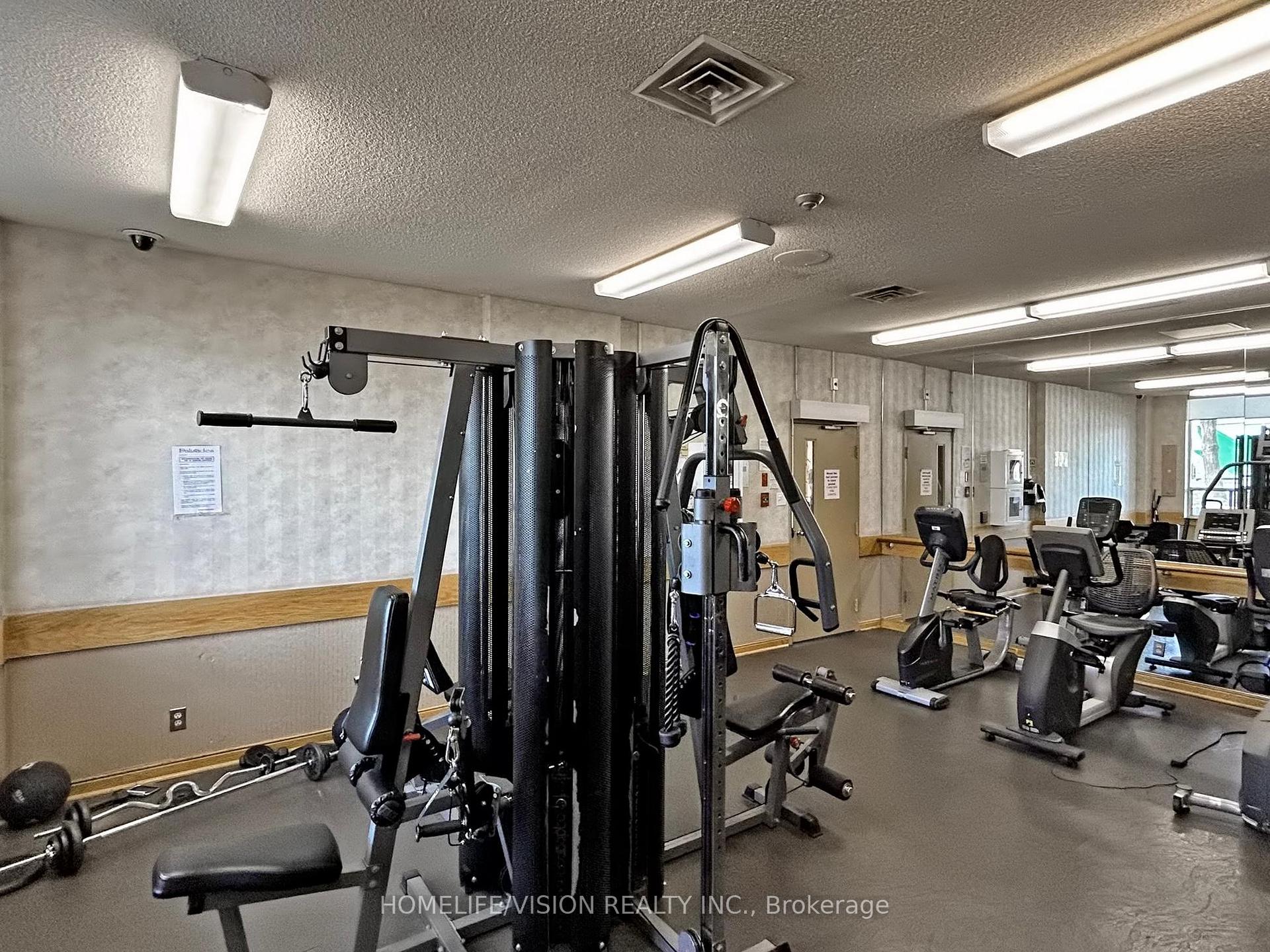 3 Bedrooms Condo at 205 Wynford, Toronto For sale
