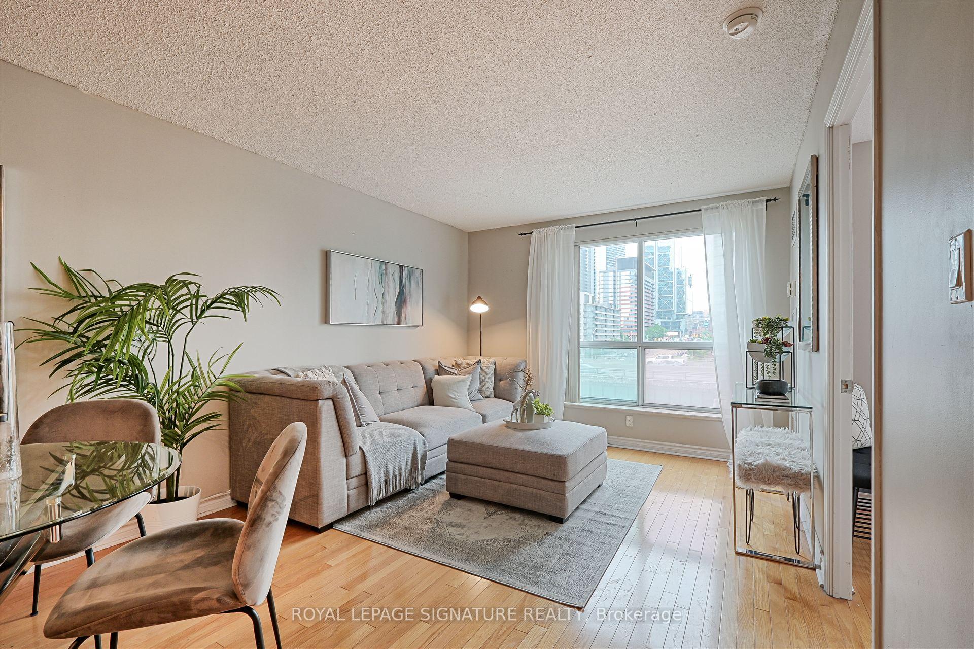 1 Bedroom Condo at 410 Queens, Toronto For sale