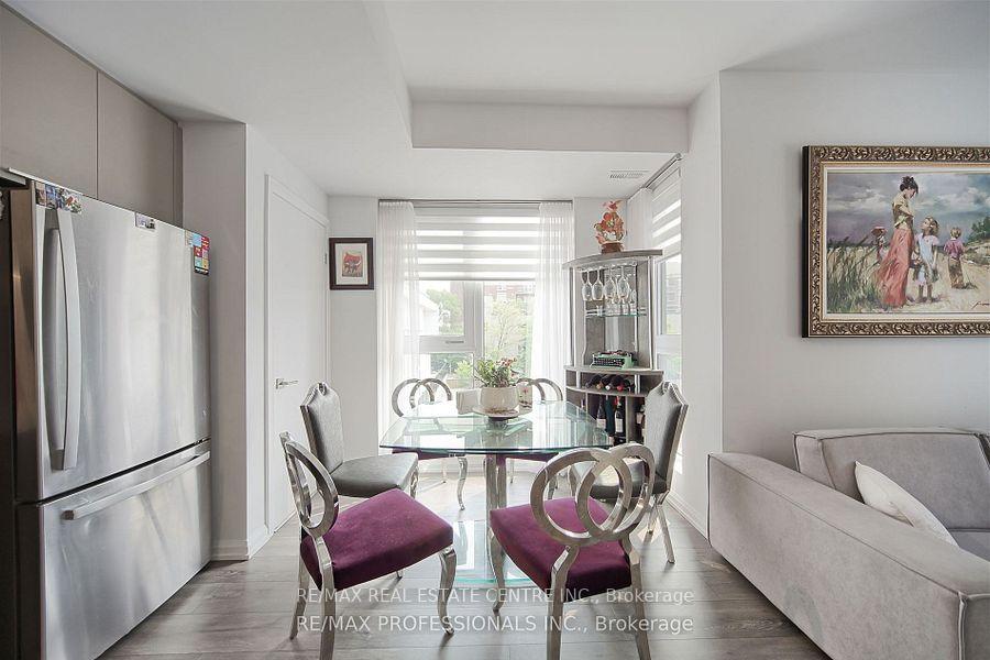 3 Bedrooms Condo at 15 Brin, Toronto For sale